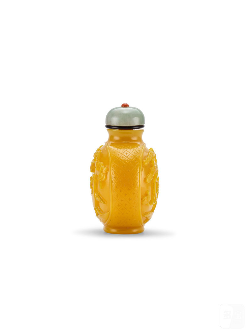 清　黃料鹿鶴同春圖鼻煙壺 | A YELLOW GLASS 'LONGEVITY' SNUFF BOTTLE - 图8